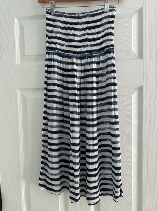 Cool Change Other - Cool Change M/L coverup NWT